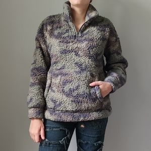 American Eagle Camo Print Sherpa Fleece Quarter Zip Pullover XS